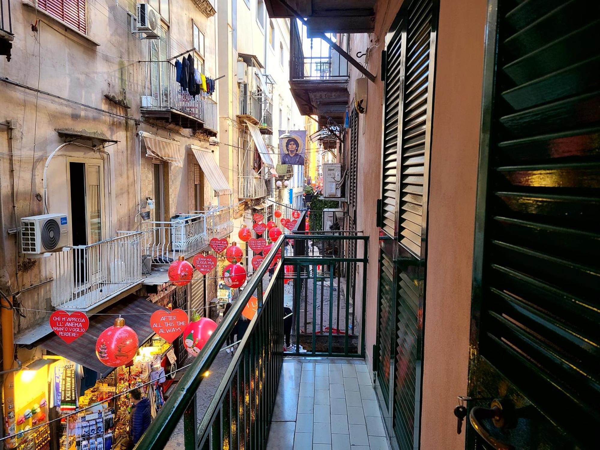 La Casa Di Patta A Spaccanapoli Exterior foto